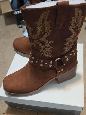 *NEW - Sun + Stone Women Norah Western Cowgirl Harness Boots